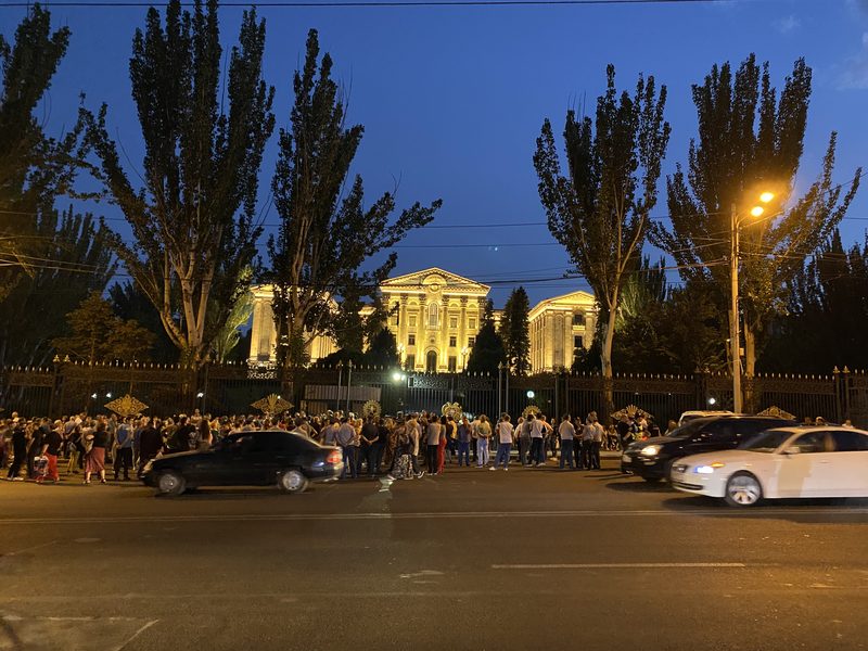 Քաղաքականություն․ Լուսանկարը՝ GeoO / Wikimedia Commons, CC BY-SA 4.0, կտրված